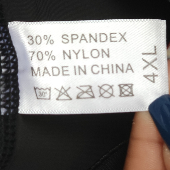 Black High-Waisted Shapewear Shorts - Picture 8 of 12